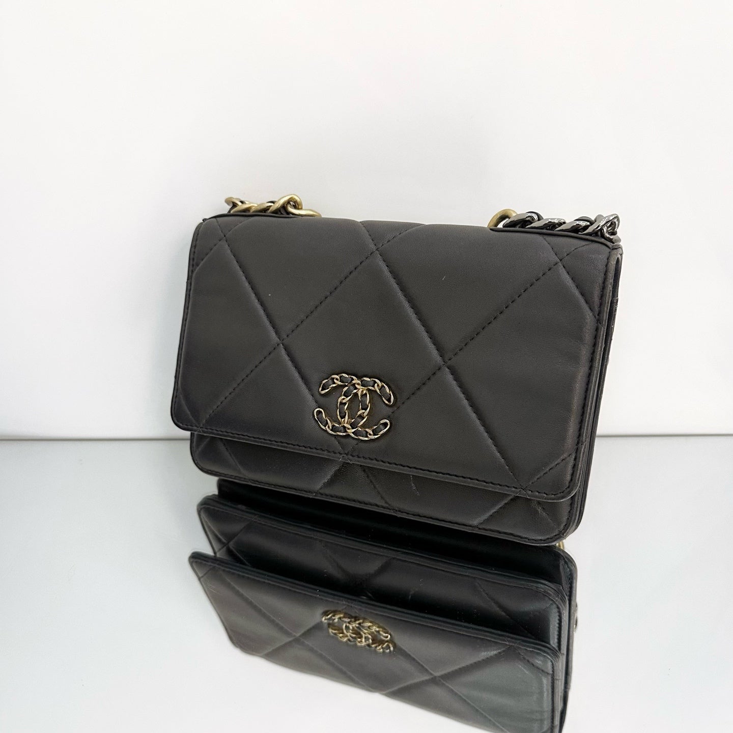Chanel 19 Wallet on Chain in Black Goatskin with Mixed-Finish Hardware