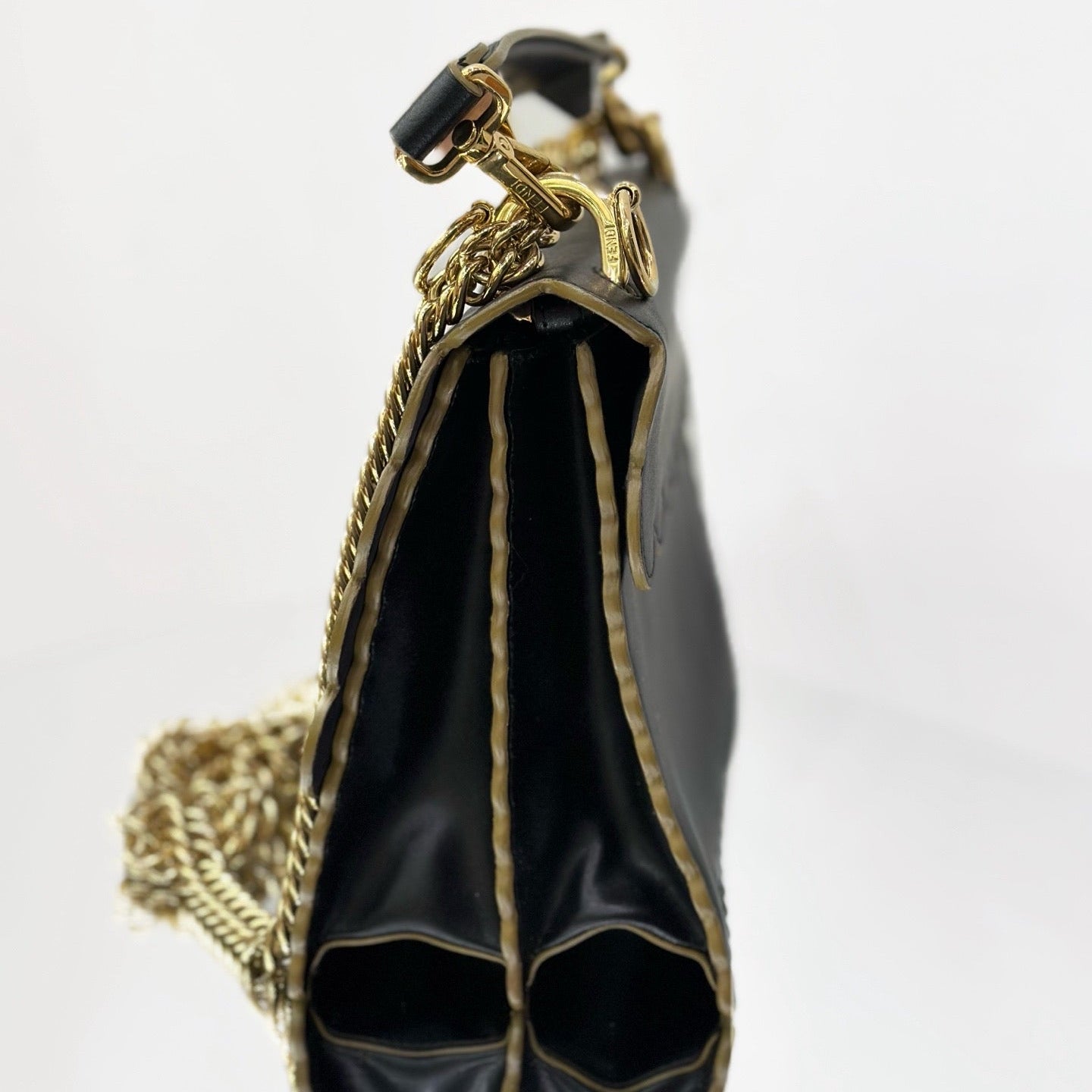 Fendi Kan I Scalloped Shoulder Bag – Black Smooth Leather with Gold-Finish Hardware