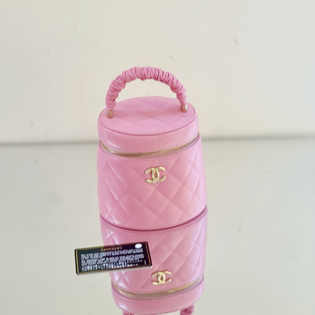 Chanel Quilted Caviar Small Vanity Case with Scrunchie Top Handle - Pink
