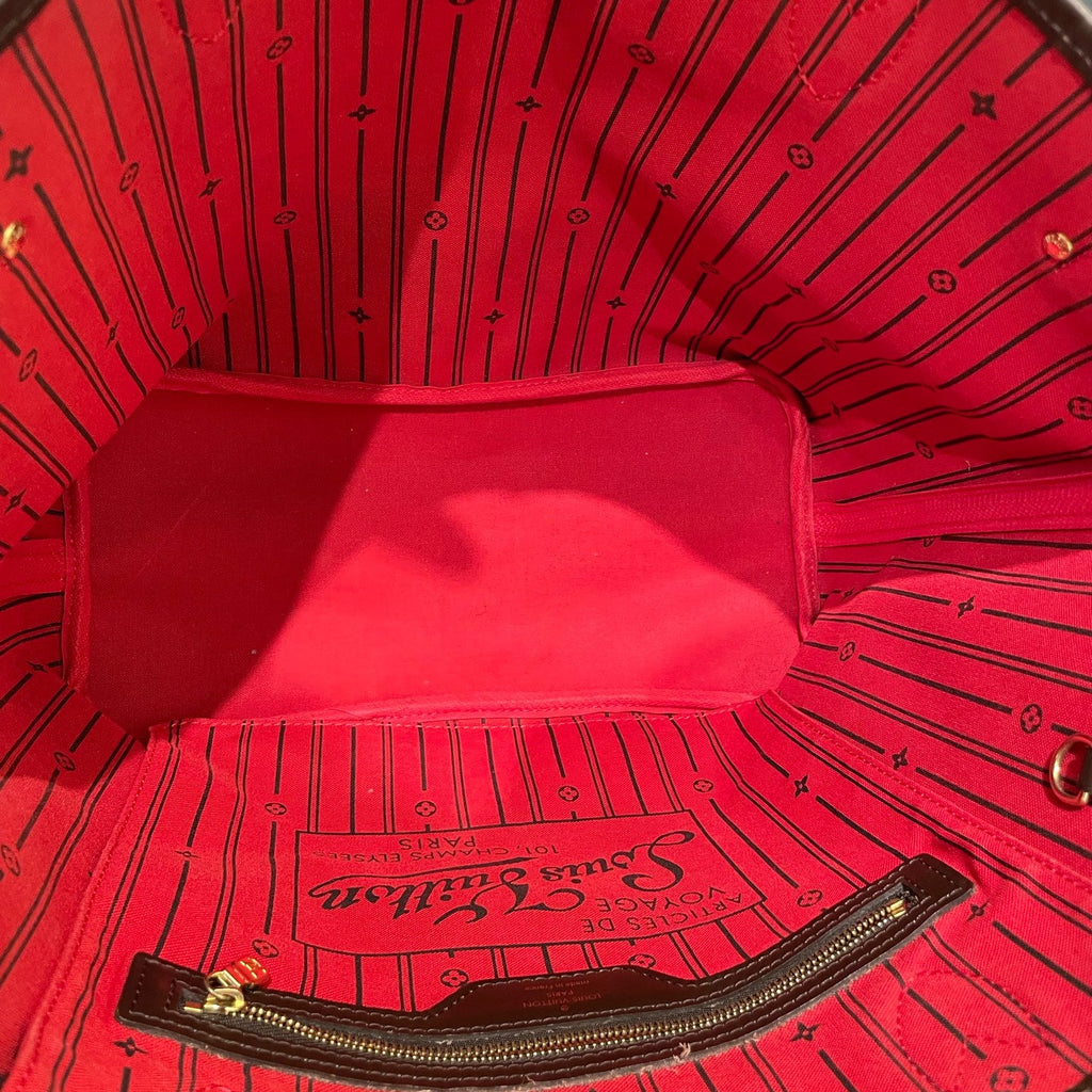 Louis Vuitton Neverfull MM in Damier Ebene Canvas