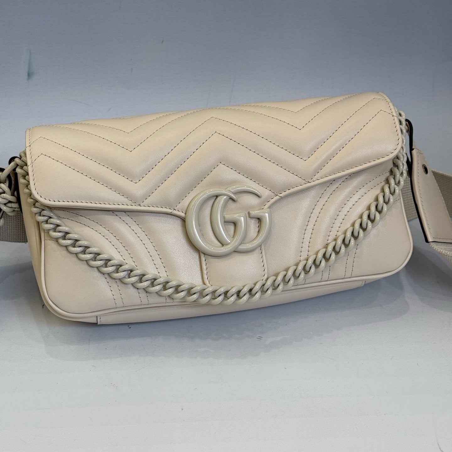 Gucci GG Marmont Matelassé Leather Belt Bag / Shoulder Bag