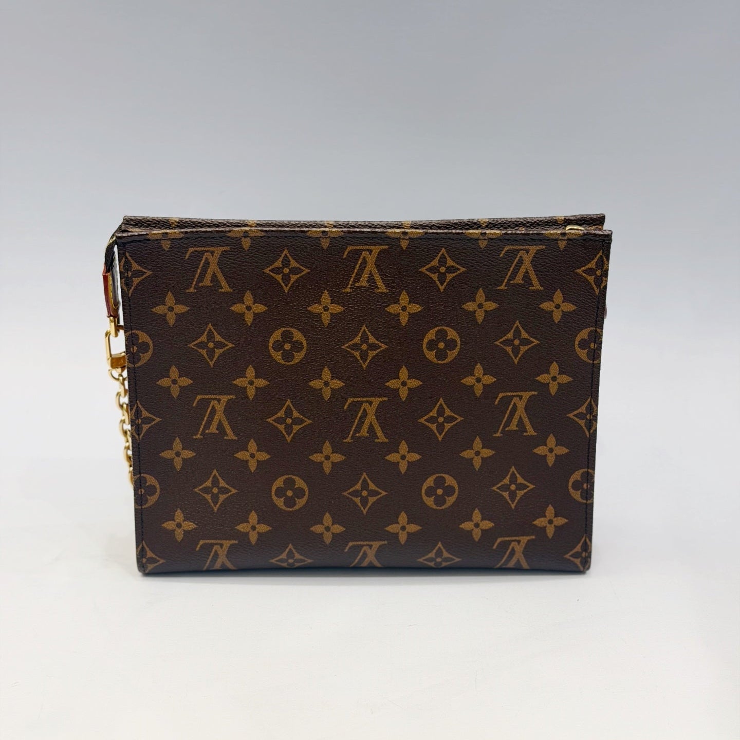 Louis Vuitton Toiletry Pouch On Chain – Iconic Monogram Canvas with Gold-Tone Hardware