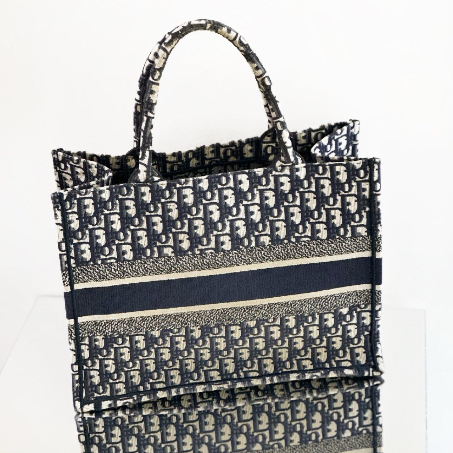 Christian Dior Large Book Tote in Blue Dior Oblique Embroidery, M1286ZRIW_M928