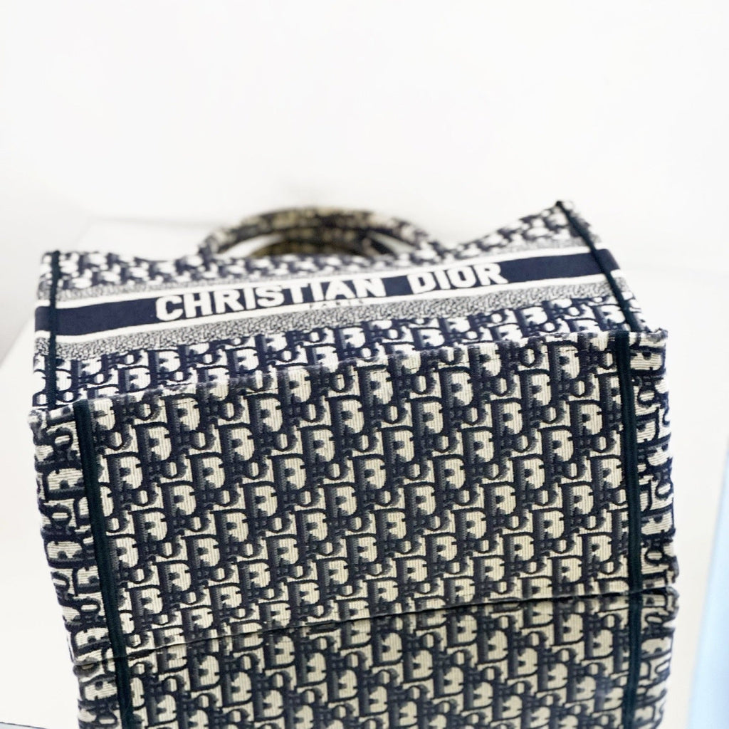 Christian Dior Large Book Tote in Blue Dior Oblique Embroidery, M1286ZRIW_M928