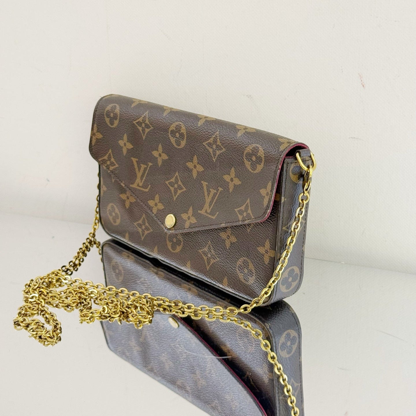 Louis Vuitton Félicie Pochette – Monogram Canvas with Fuchsia Interior & Removable Inserts