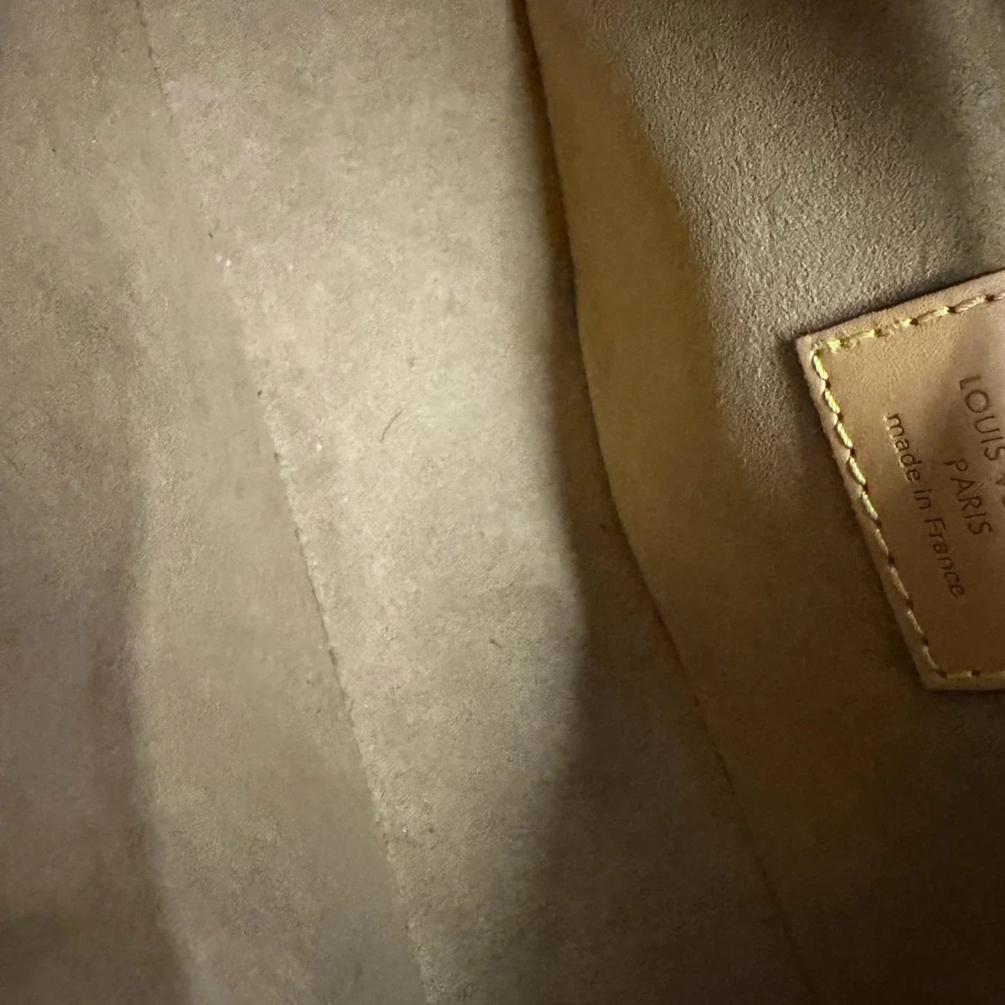 Louis Vuitton Loop Bag – Iconic Monogram Canvas Half-Moon Bag with LV Circle Zip Pull