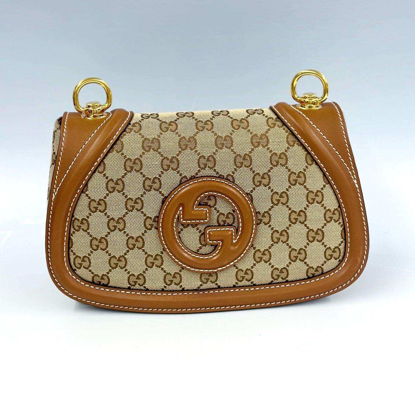 Product Title Gucci Blondie Medium Shoulder Bag – GG Supreme Canvas with Brown Leather Trim and Circular Interlocking G