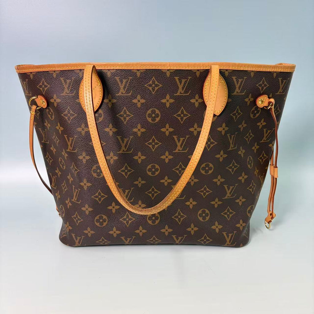 Louis Vuitton Neverfull MM – Iconic Monogram Canvas with Cerise Red Interior and Removable Pouch