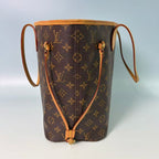 Louis Vuitton Neverfull MM – Iconic Monogram Canvas with Cerise Red Interior and Removable Pouch