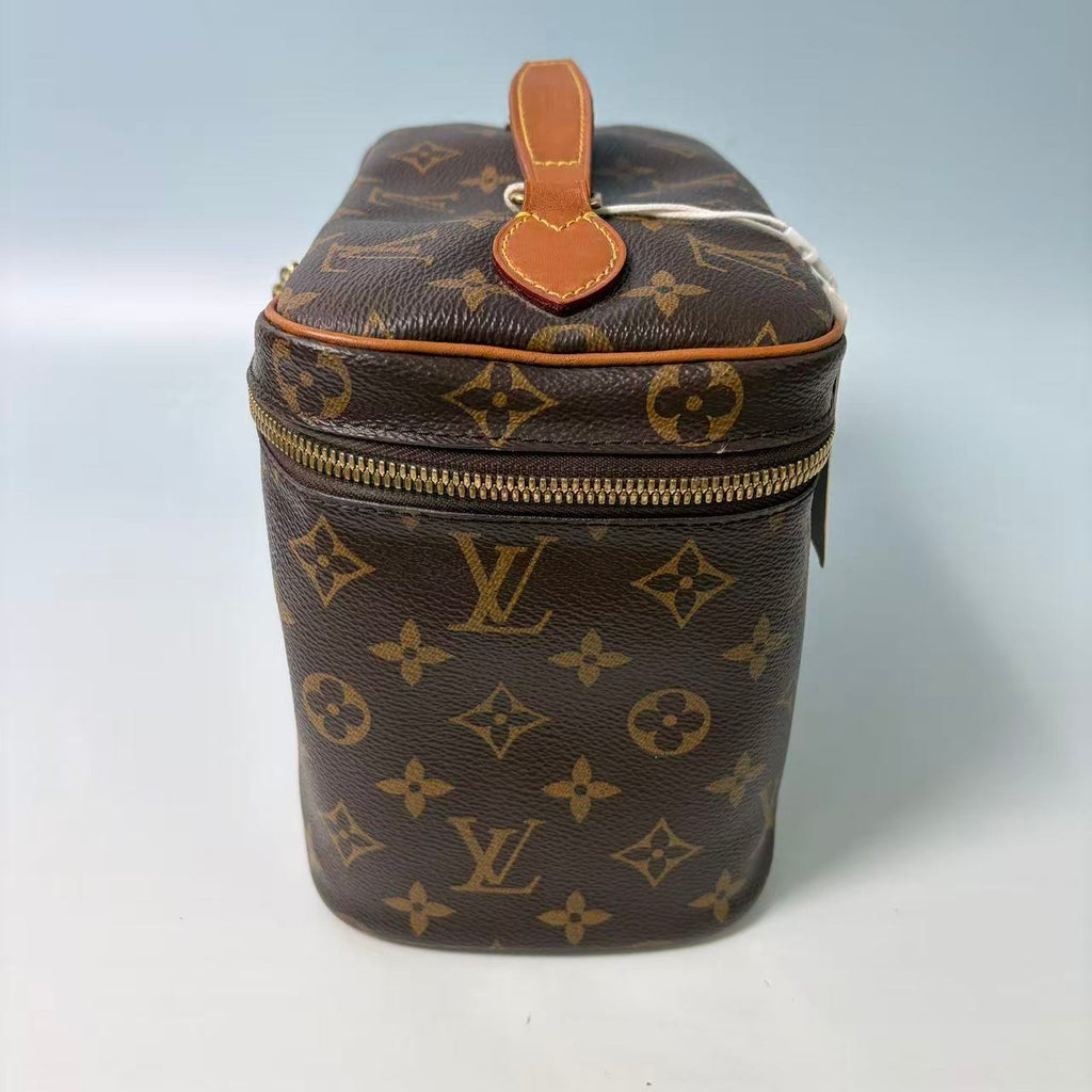 LOUIS VUITTON Monogram Nice BB Bag