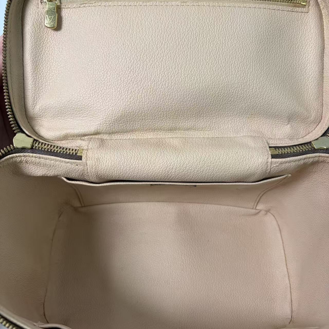 LOUIS VUITTON Monogram Nice BB Bag