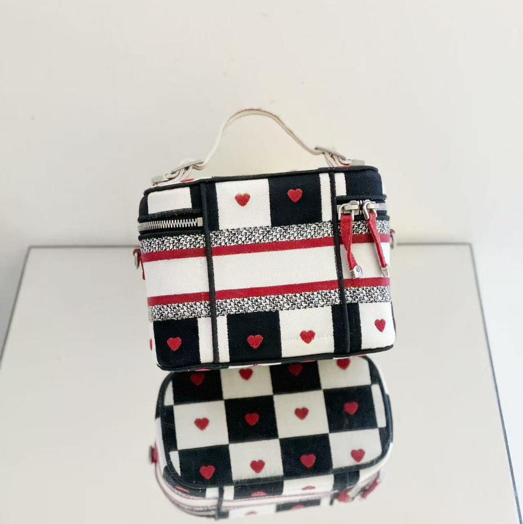 Christian Dior Diortravel Small Vanity Case – Dioramour Valentine's Day Edition