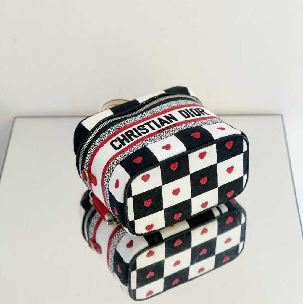 Christian Dior Diortravel Small Vanity Case – Dioramour Valentine's Day Edition