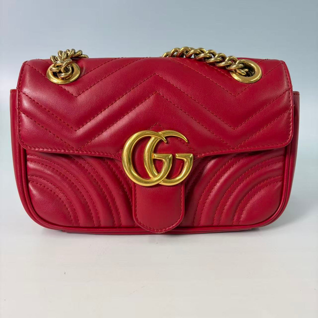 Gucci GG Marmont Small Matelassé Shoulder Bag in Red Leather