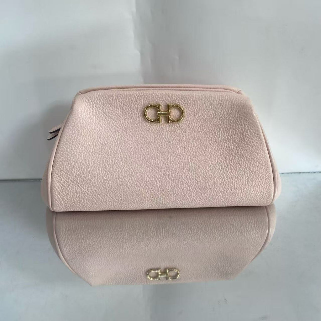 Ferragamo Gancini Textured Leather Shoulder Clutch Bag in Pale Pink