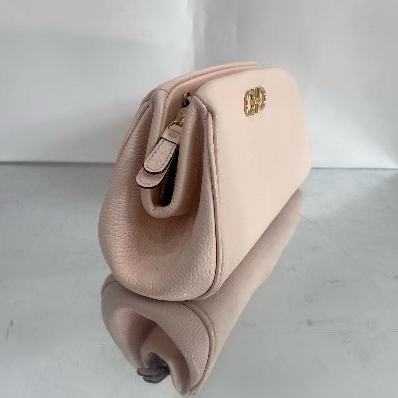 Ferragamo Gancini Textured Leather Shoulder Clutch Bag in Pale Pink