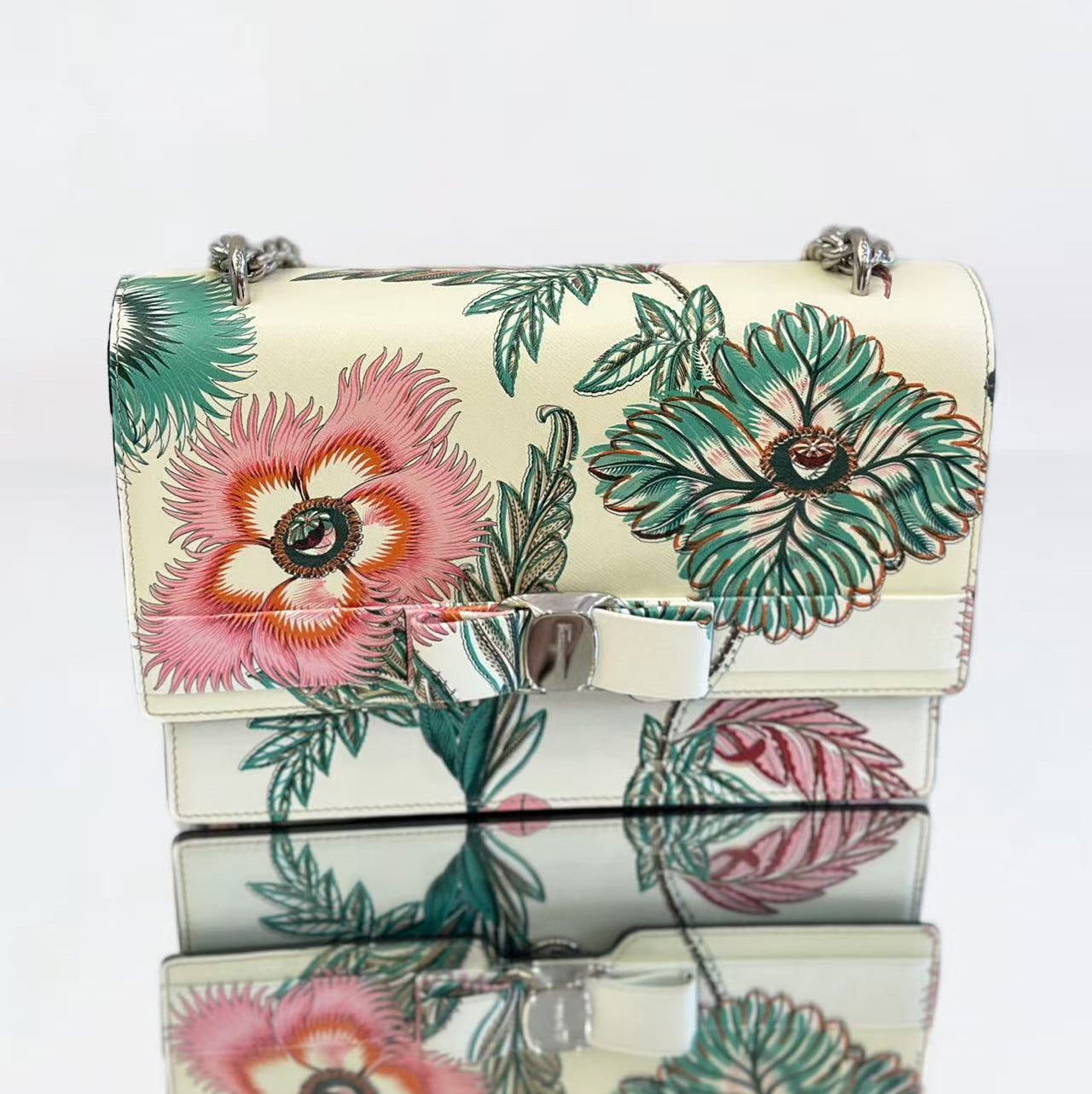 Ferragamo Vara Bow Medium Flap Bag in Floral Print Calfskin