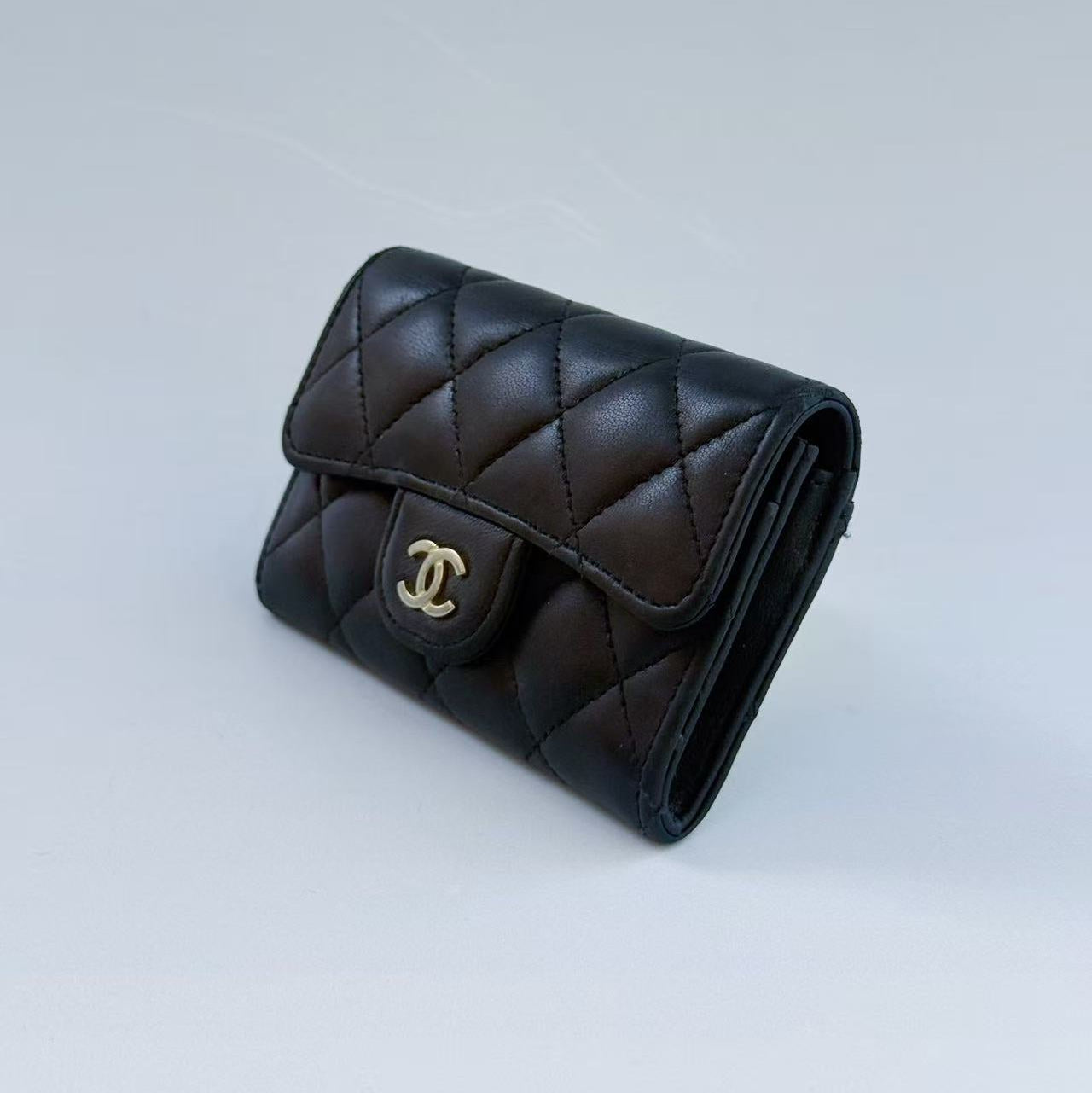 Chanel Classic Flap Card Holder Gold-Tone Hardware