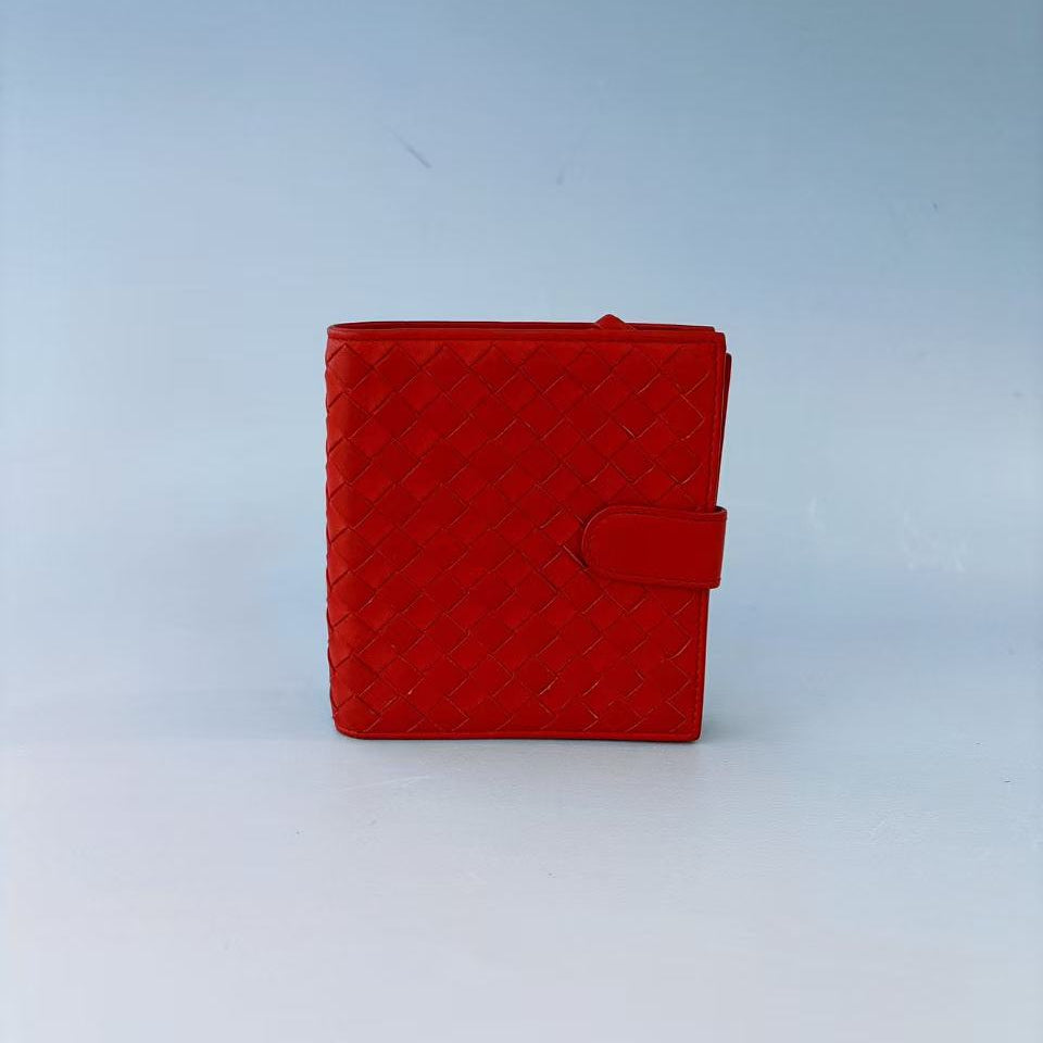Bottega Veneta Maxi Intrecciato Cassette Tri-fold Wallet