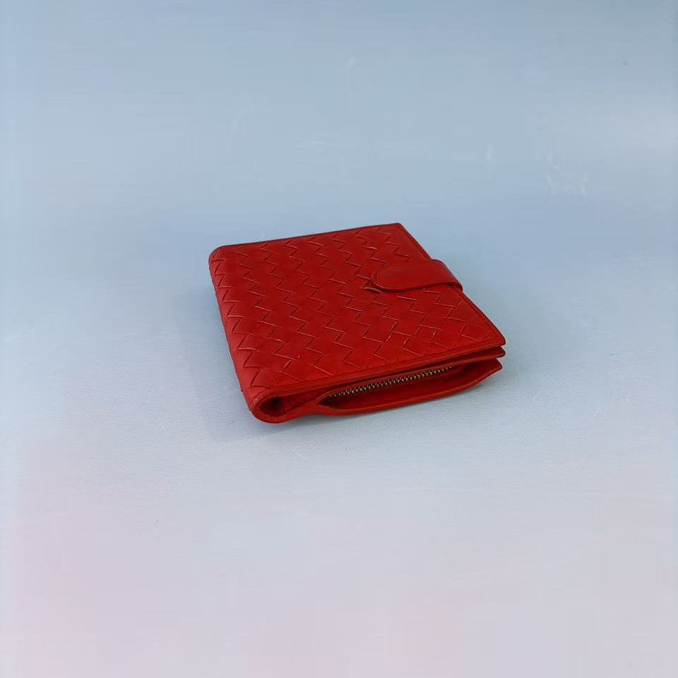 Bottega Veneta Maxi Intrecciato Cassette Tri-fold Wallet
