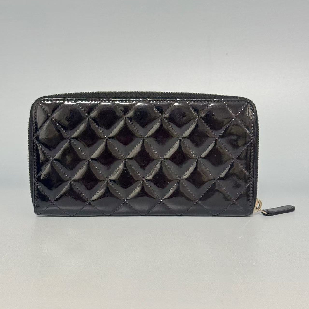 Chanel Classic Zipped Wallet in Black Quilted Patent Leather