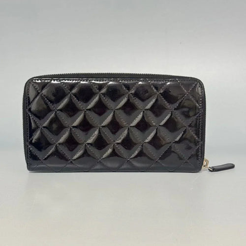 Pre-Owned - Chanel Classic Zipped Wallet in Black Quilted Patent Leather Authentic Luxury by LUXE LINK