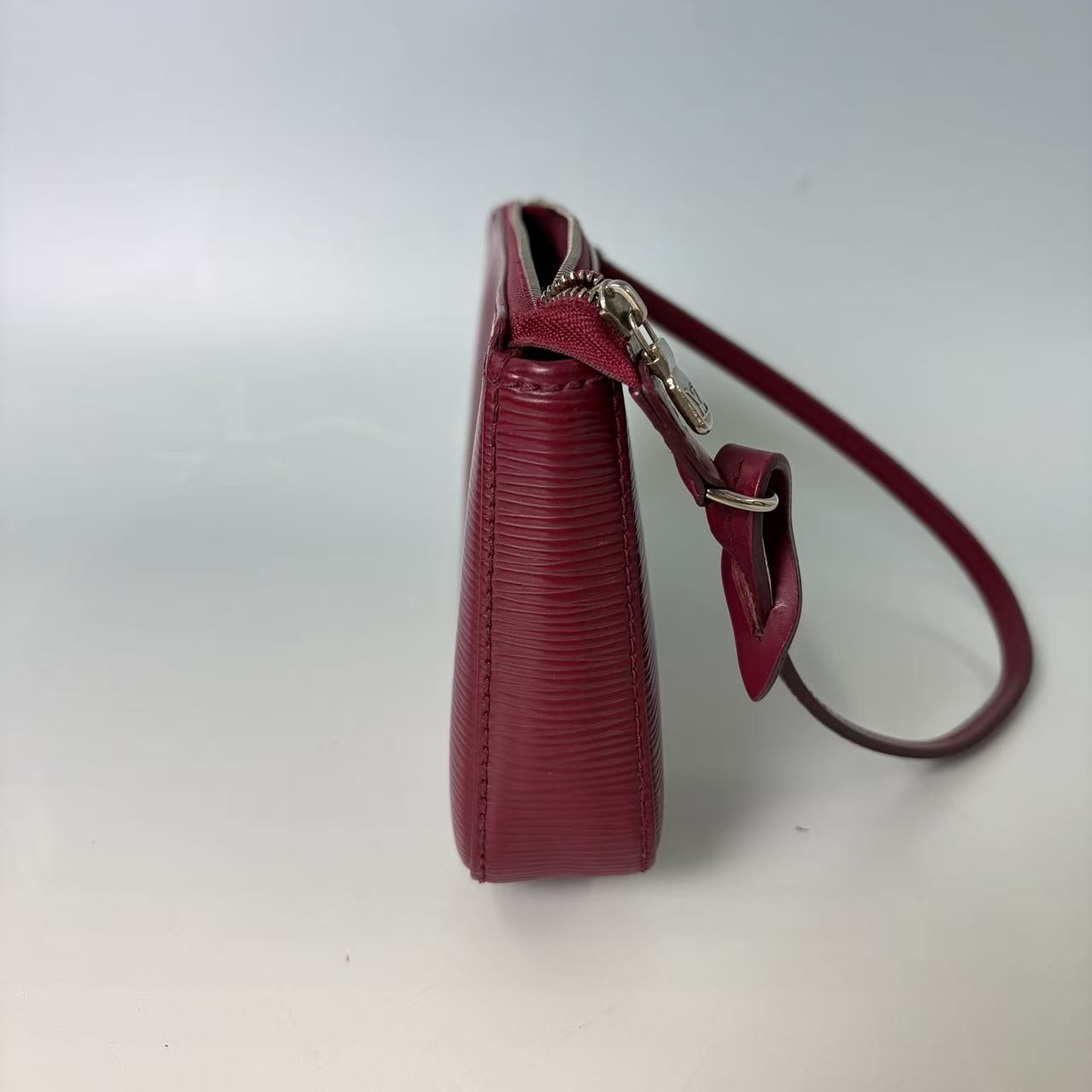 Louis Vuitton Grenadine Epi Leather Pochette Accessoires