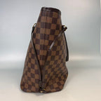 Louis Vuitton Neverfull MM Medium Tote Bag in Damier Ebene Canvas