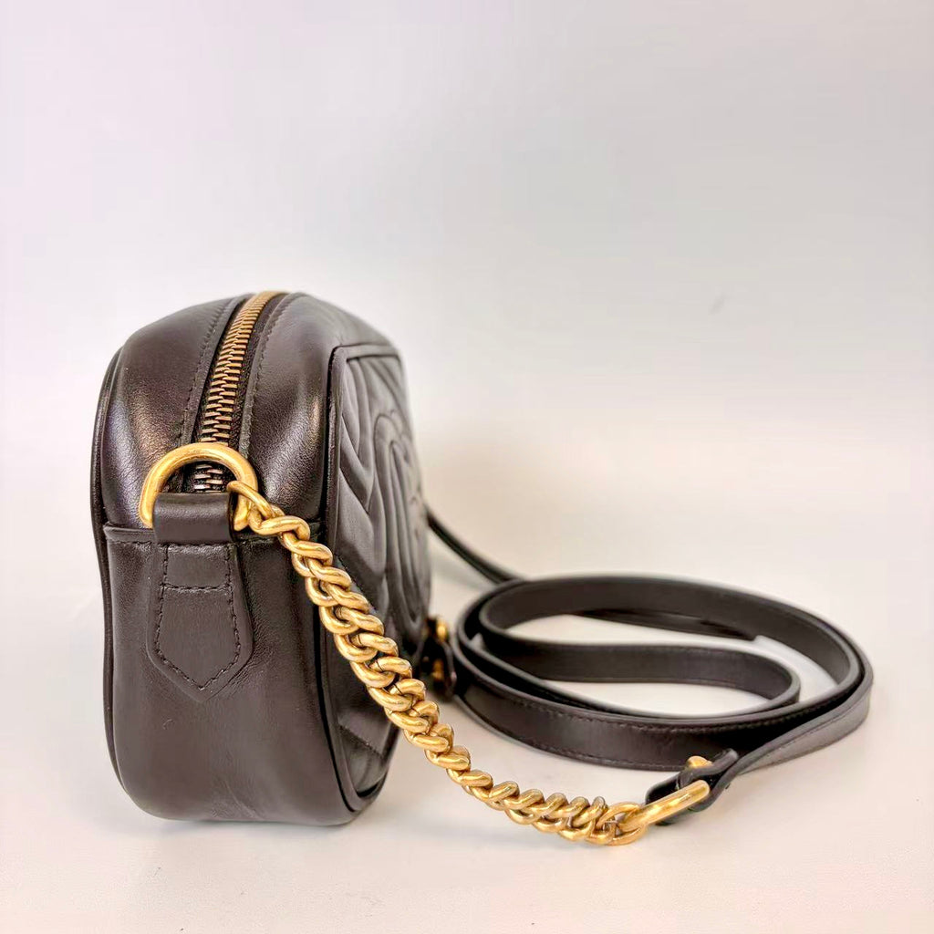 Gucci GG Marmont Matelassé Small Camera Bag