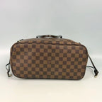Louis Vuitton Neverfull MM Medium Tote Bag in Damier Ebene Canvas