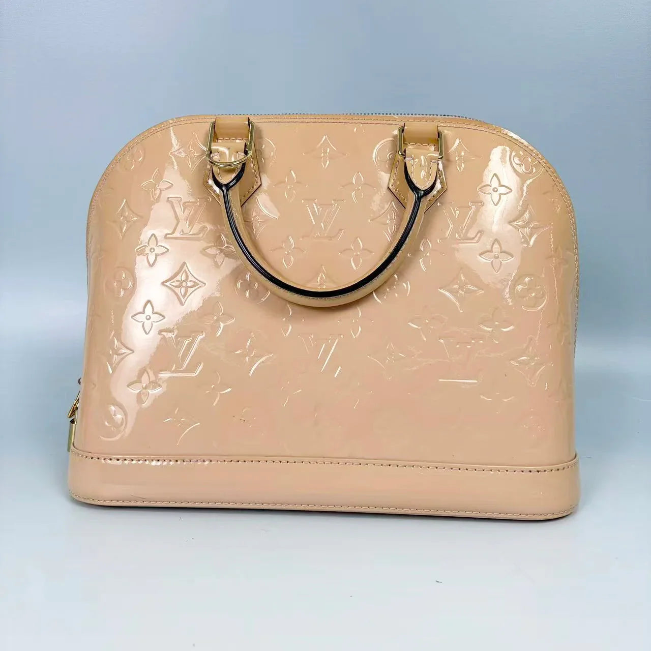 Louis Vuitton Alma PM in Patent Leather Vernis