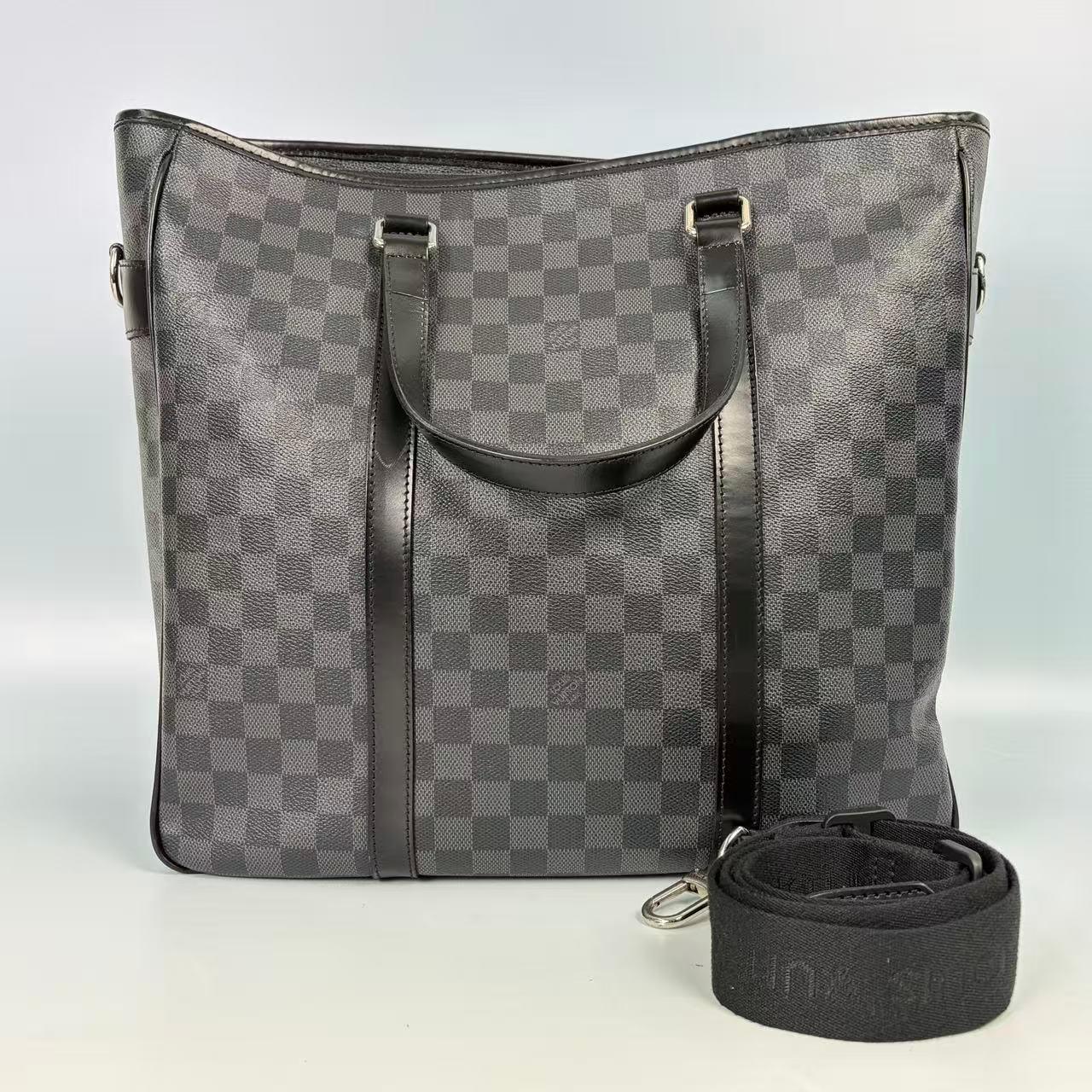 Louis Vuitton Tadao Briefcase in Damier Graphite Canvas