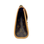 Louis Vuitton Pochette Métis East West in Monogram Canvas（Shoulder Bag）