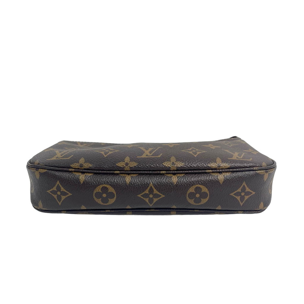 Louis Vuitton Pochette Accessoires Monogram Canvas Shoulder Bag