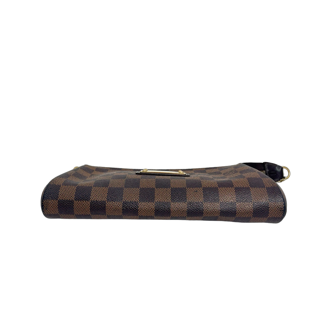 Louis Vuitton Damier Ébène Eva Chain Pouch Bag