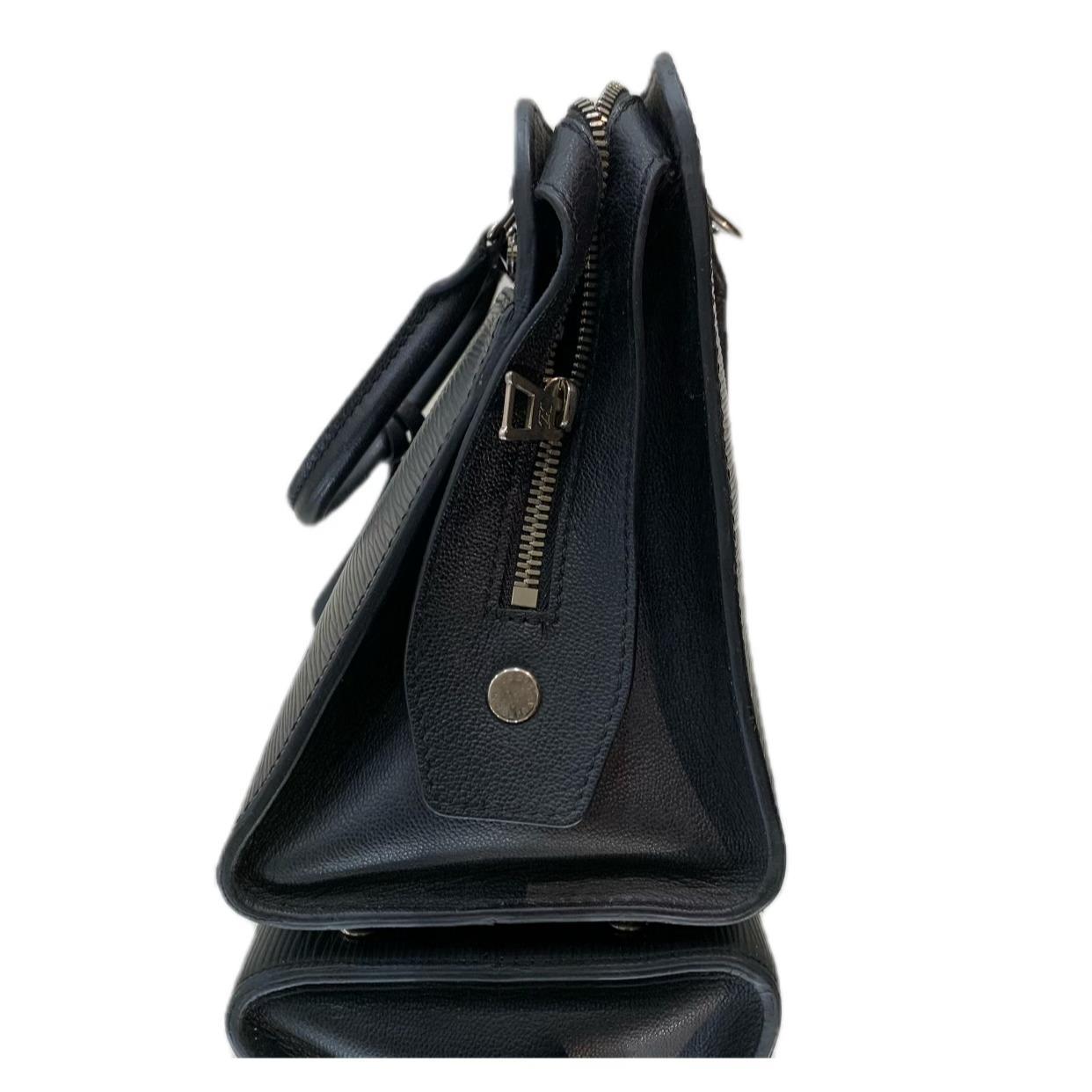 Louis Vuitton Vaneau handbag