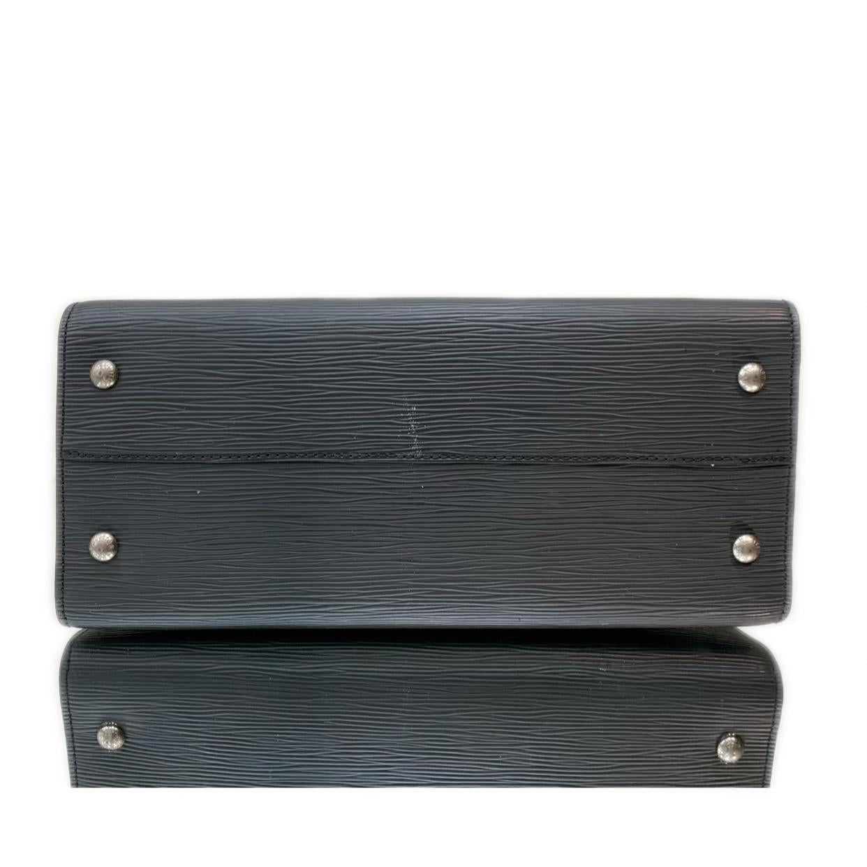 Louis Vuitton Vaneau handbag