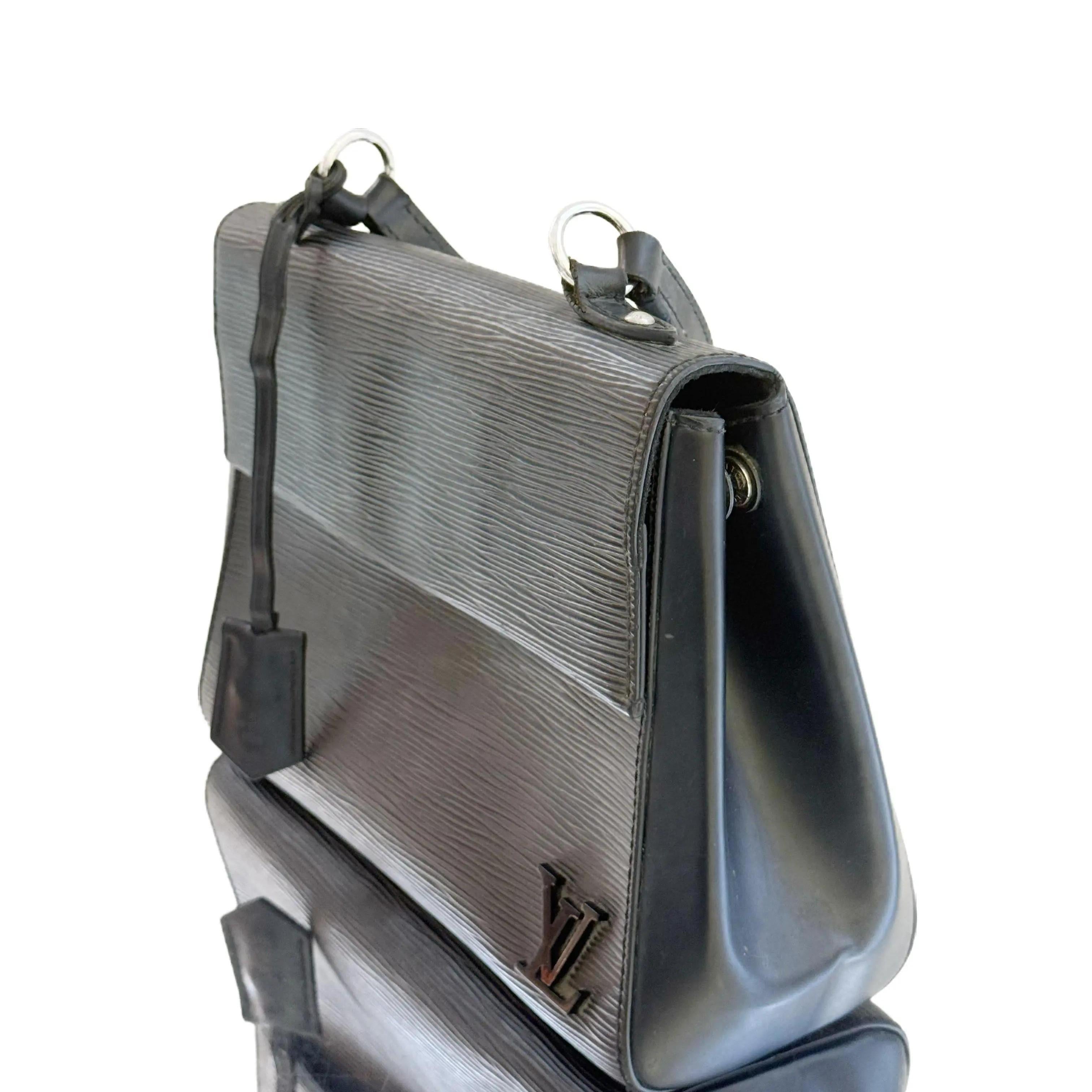 Louis Vuitton Cluny crossbody bag